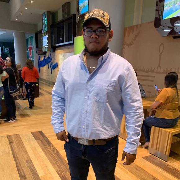 Meet your Posher, Alberto - Picture 1 of 1